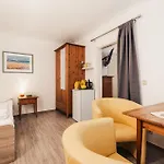 Hostal Küstenhostel *