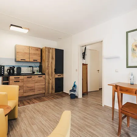 Kuestenquartier Hostel Klausdorf (Vorpommern-Rugen)