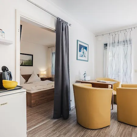 Kuestenquartier * Klausdorf (Vorpommern-Rugen)